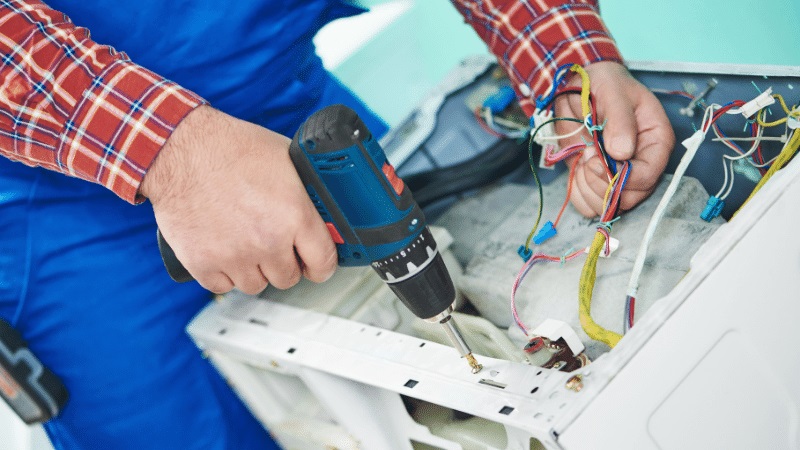 Turgutlu Empero Empero çamaşır makinesi kart tamiri – Su almama arızası orijinal parça ile giderildi. - Teknik servis örneği